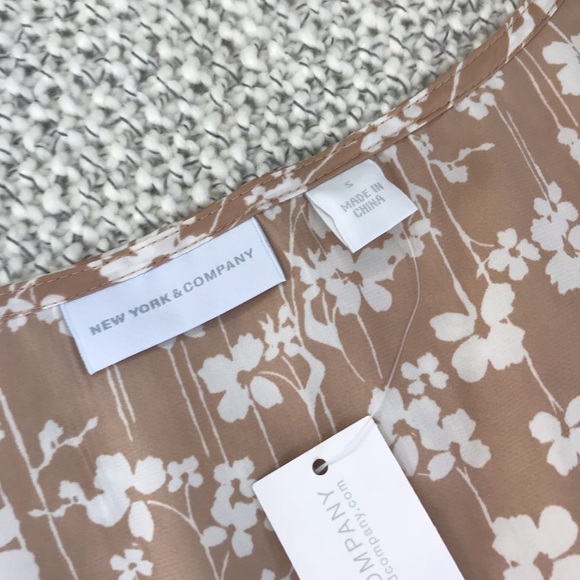 NWT New York & Company silk tank blouse - Picture 3 of 4